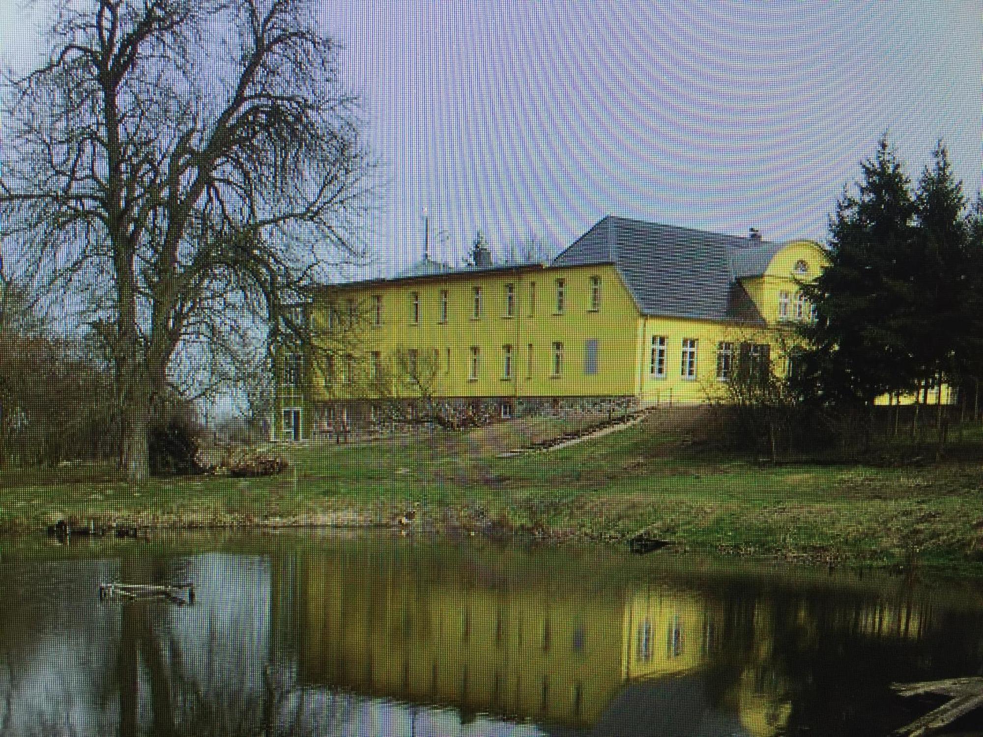 Gutshaus Mit Seeblick - Oekologisch & Nachhaltig Lubow 外观 照片